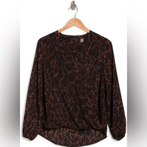 T Tahari Long Sleeve Faux Wrap Animal Print Blouse 1X EUC